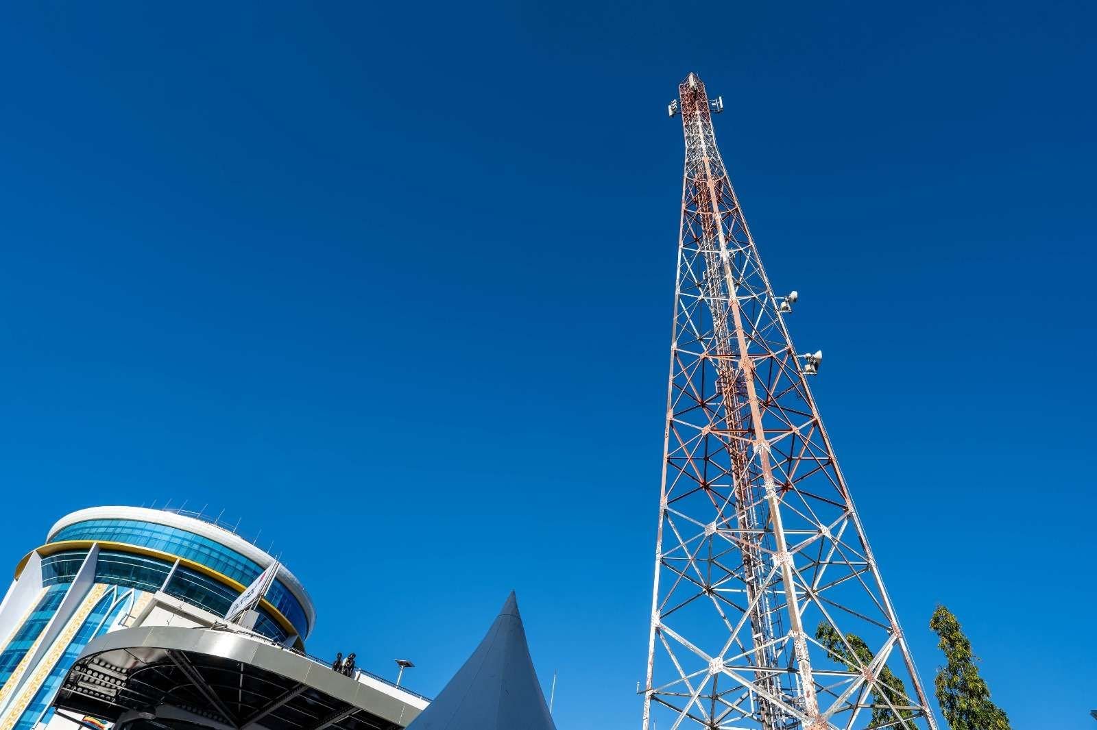 Indosat Pertahankan Profitabilitas dan Perkuat Fondasi Bisnis