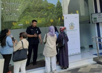 Hari Pertama Pos Pengaduan Gedung Sate, Ratusan Warga Padati Bale Pananggeuhan